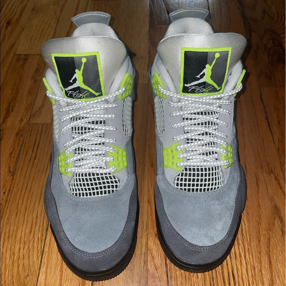 Jordans size 8 men’s/ 10 women’s